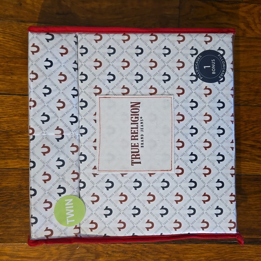 True Religion Bed Sheets in Twin Size